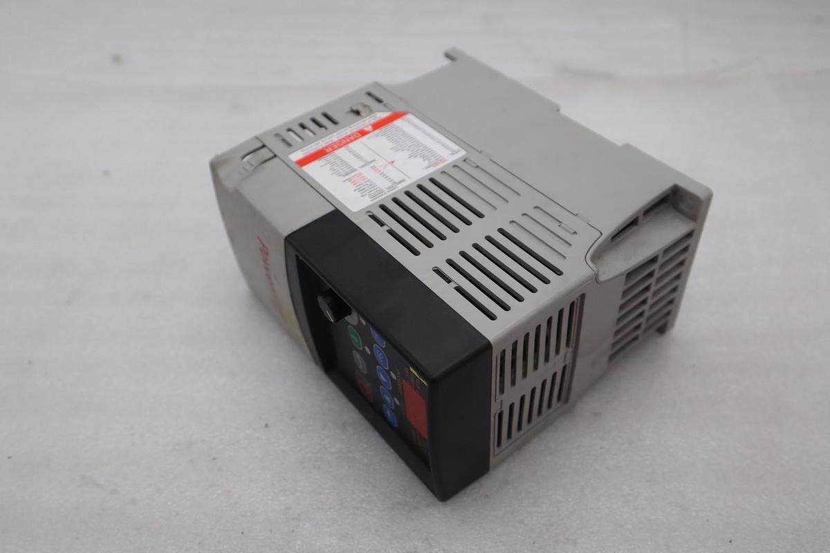Used Allen-Bradley PowerFlex 4 22A-D2P3N104 380-480V 3 Phase 2.3A 0.75kW 1 HP Drive