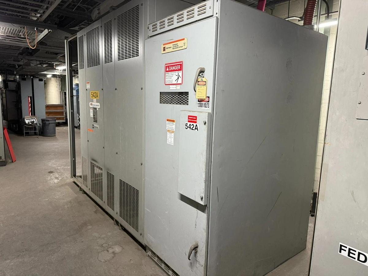 Used ABB CUTLER HAMMER 2500/3333 kVA 13800 Delta to 600Y 3PH Dry Type Transformer