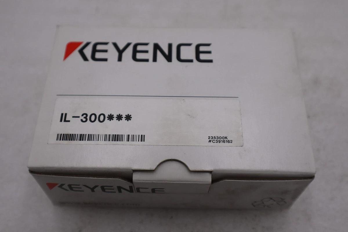 KEYENCE IL-300  New open Box Laser Sensor STK GF405A