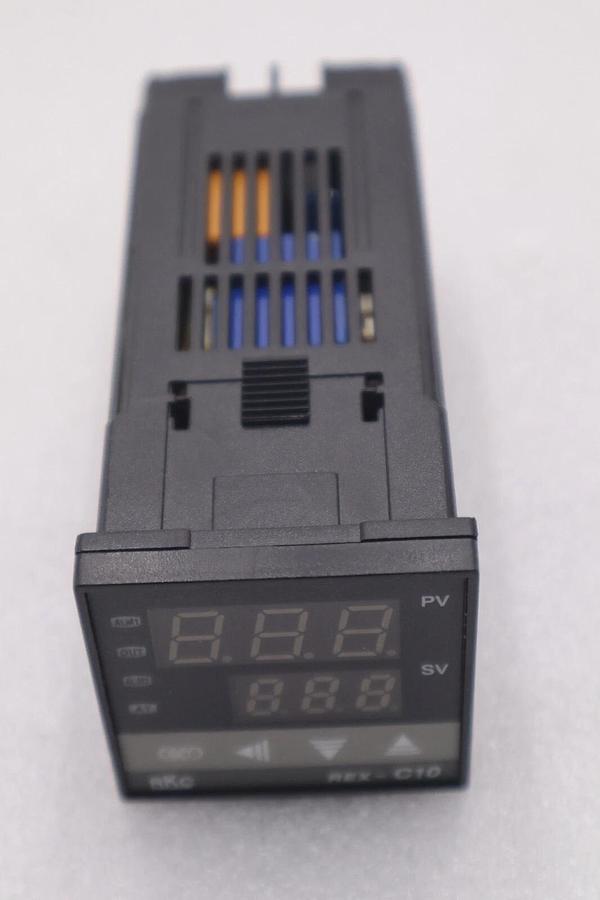 NEW OPEN BOX RKC Temperature Controller REX-C10FK02-V*EN STOCK K-3445