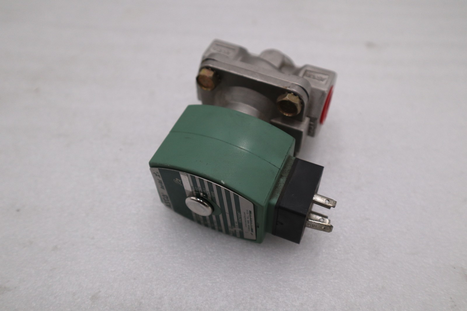 Used NEW OPEN BOX ASCO RED HAT SOLENOID VALVE SD8210G87 STK L88C