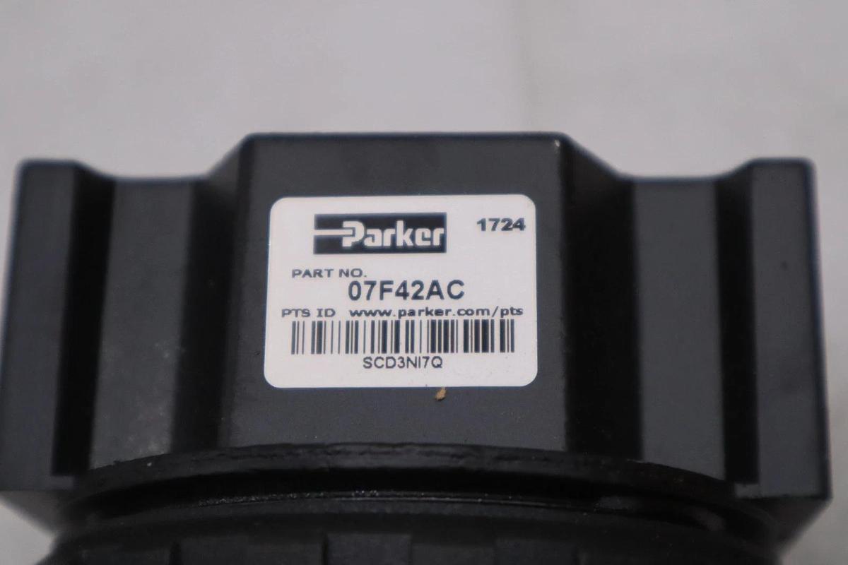 NEW OPEN BOX PARKER 07F42AC PNEUMATIC FILTER HOUSING STK GF202A