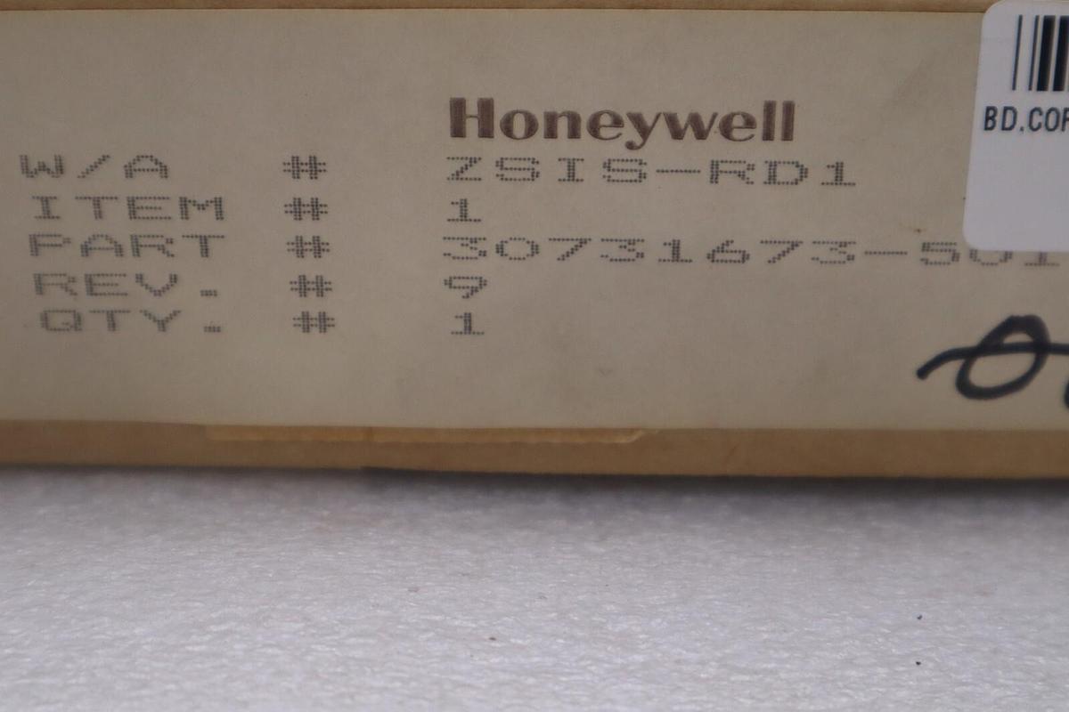 Used NEW OPEN BOX Honeywell 30731673-501 Core Memory Card PLC Rack Circuit Board G647