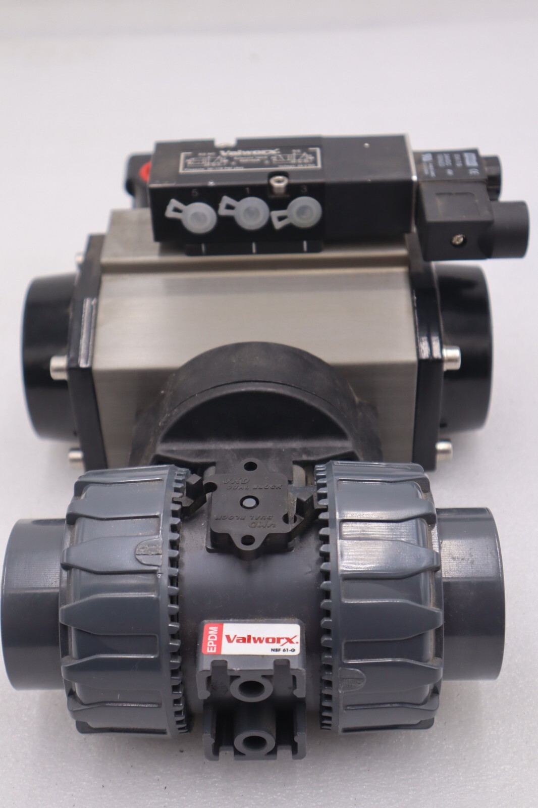 Used VALWORX 530175 AP075 PNEUMATIC ACTUATOR W/ 529102A SOLENOID 529910A VALVE #007-A