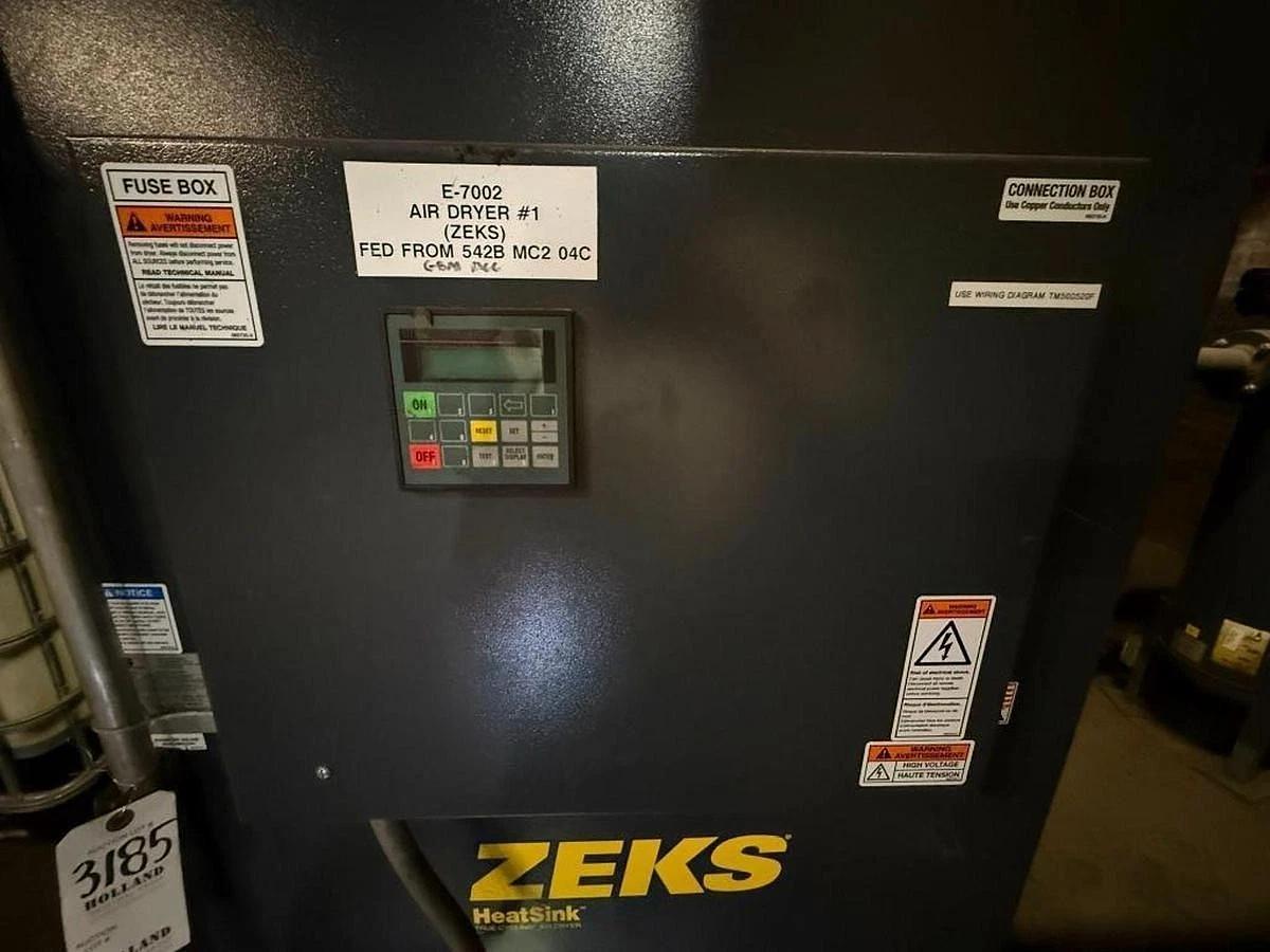 Used ZEKS 1200HSFA6F8 Refrigerated Air Dryer 2400 SCFM HeatSink Cycling 575VAC 3PH