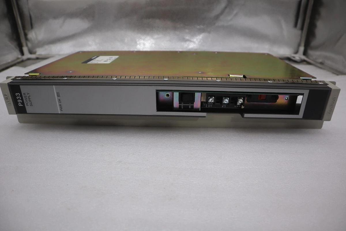 Used NEW Modicon MA-P933-000 Power Supply Module 2.5/5Amp 120/240VAC 47/63Hz #G237A