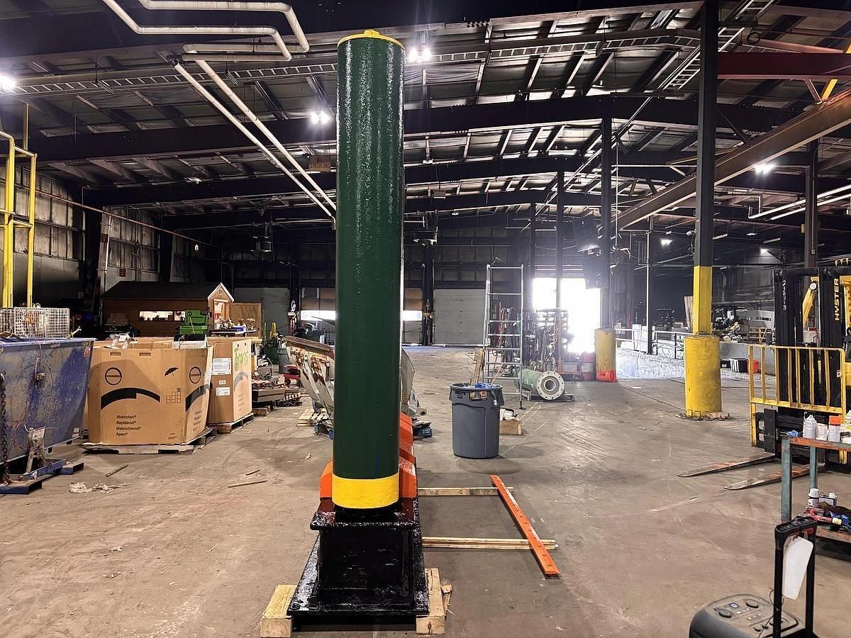 Used 72" WIDE BLACK CLAWSON ROLL SPLITTER 84" DIAMETER CAPACITY
