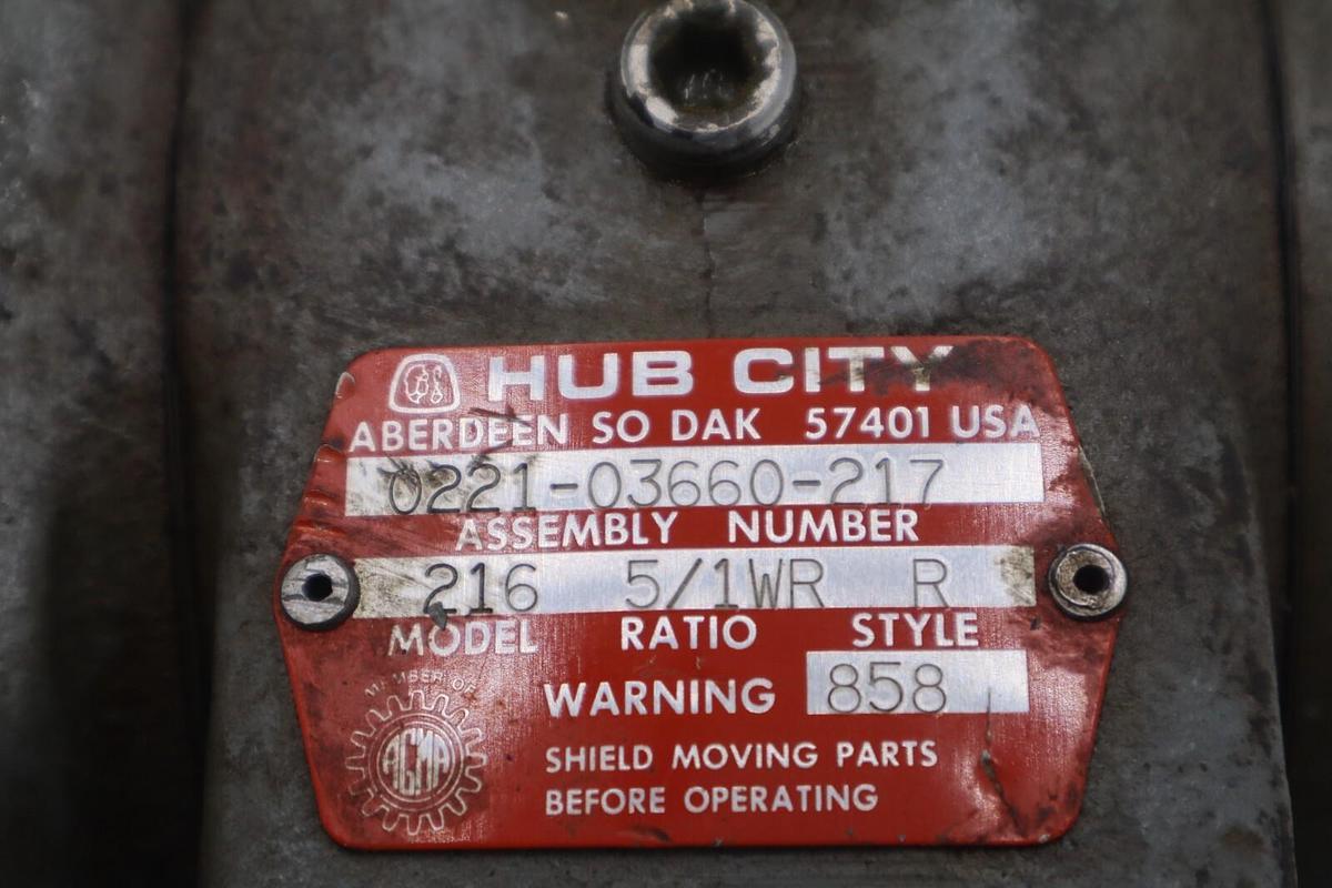 Used HUB CITY 0221-03660-217 MODEL 216 STYLE R GEAR REDUCER STOCK #M-67