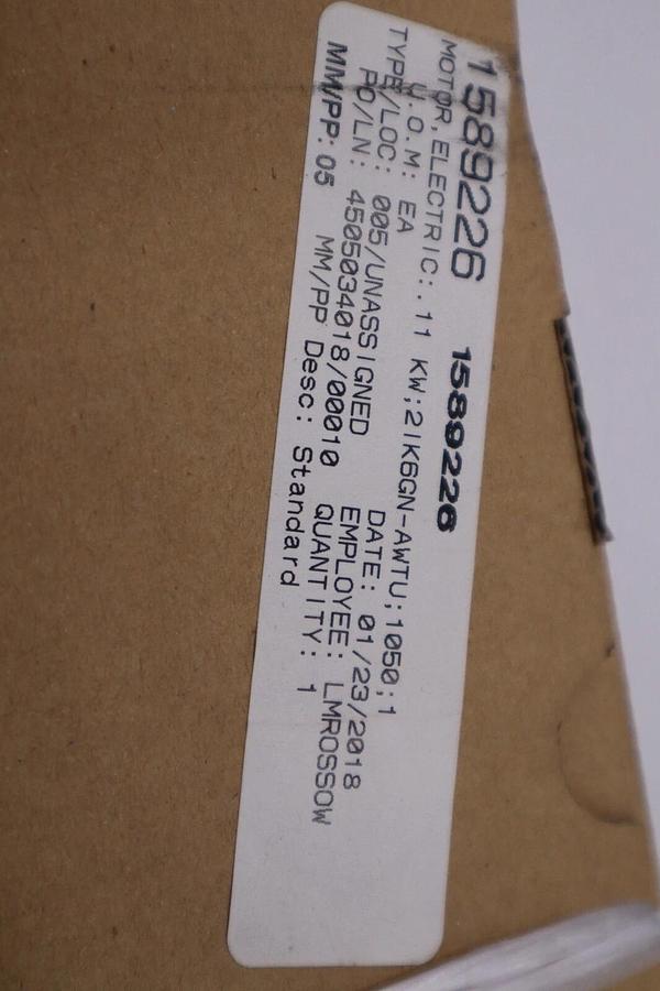 Used NEW IN BOX Oriental Motor 2IK6GN-AWTU Induction Motor STOCK H403