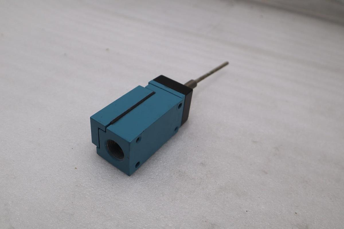 Used HONEYWELL LSYJC1A-7A MICROSWITCH MICRO LIMIT SWITCH STOCK #GF-708A