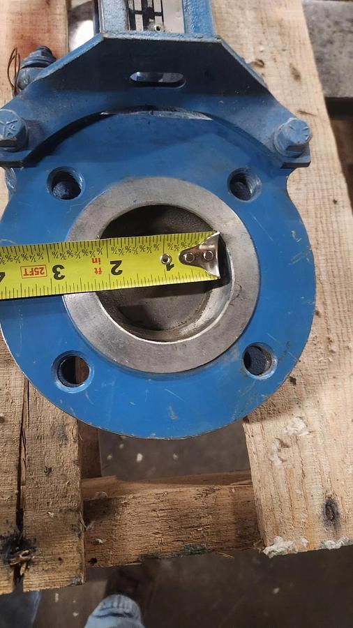 Used DeZURIK 9131572 Manual Gate Valve Size 2 304 Stainless Stock PF203