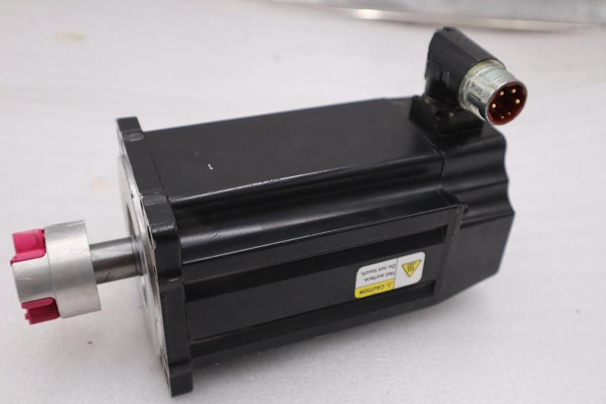Used NEW OPEN BOX ALLEN BRADLEY AB VPL-B1153E-CK12AA Servo Motor STOCK GF123