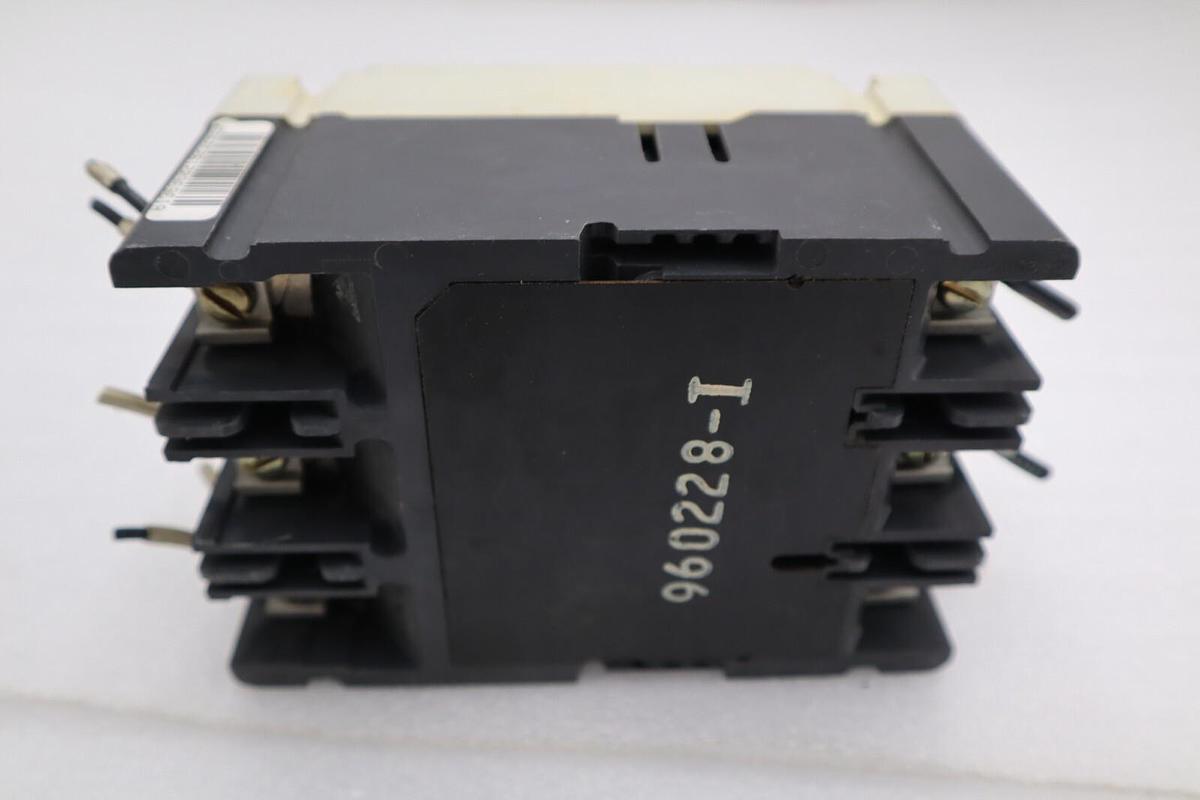 Used HMCP015E0 Cutler Hammer Motor Circuit Protector 15A 3P 600V STOCK 4055-A