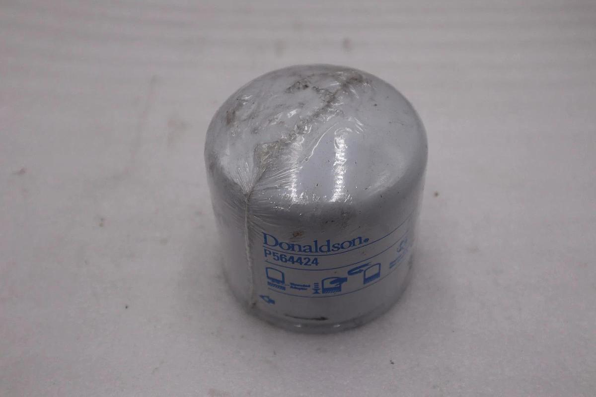 NEW OPEN BOX Donaldson P564424 Hydraulic Filter STOCK H957