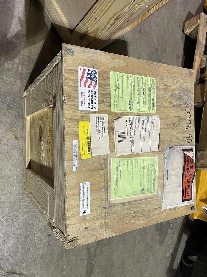 Used YOKOGAWA AXG200-CEFF2AA1AT212B-NNNNN/GRL 8” (200mm) MAGNETIC FLOWMETER STK S-263