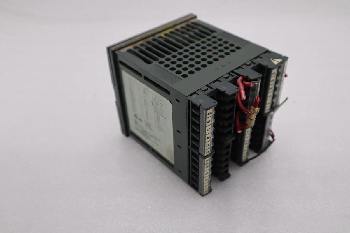 Used EUROTHERM 2204E TEMPERATURE CONTROLLER 2204E/VC/VH/RU/RW/XX/XX... STOCK K-397-D