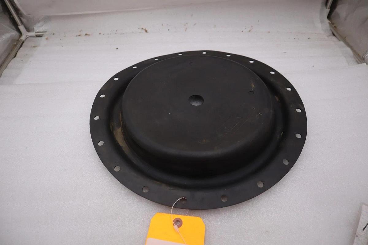 New Fisher Emerson 2E859602202 DIAPHRAGM, NITRILE, TYPE 667 SIZE 45/50 #131A