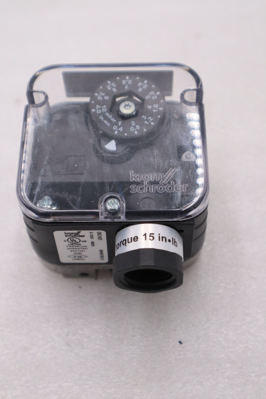 Used Krom Schroder DG10T Pressure Switch 0.4-4.0 IN WC 1.0-10 BAR STOCK H1147A