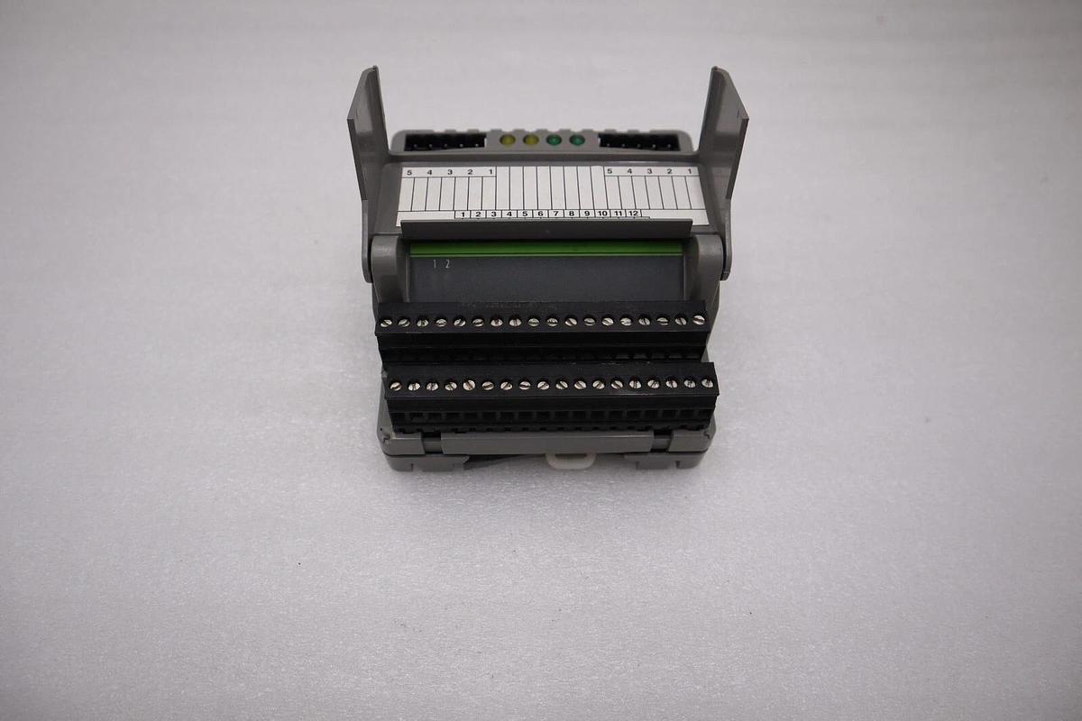 Used GIDDINGS & LEWIS M.1017.3143 R5 STEPPER OUTPUT ENCODER INPUT STOCK 5146A