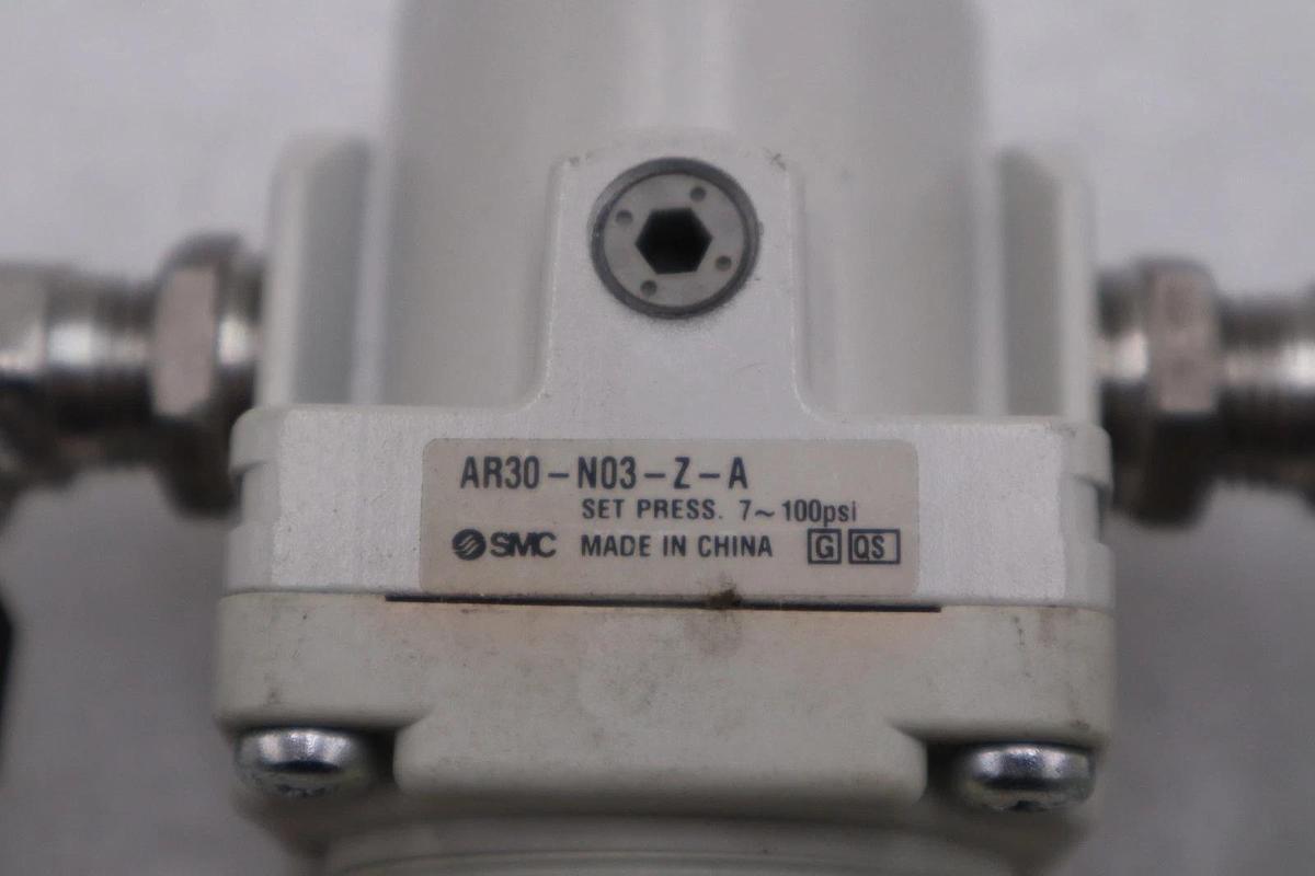 NEW OPEN BOX SMC AR30-N03-Z-A REGULATOR STOCK H1470A