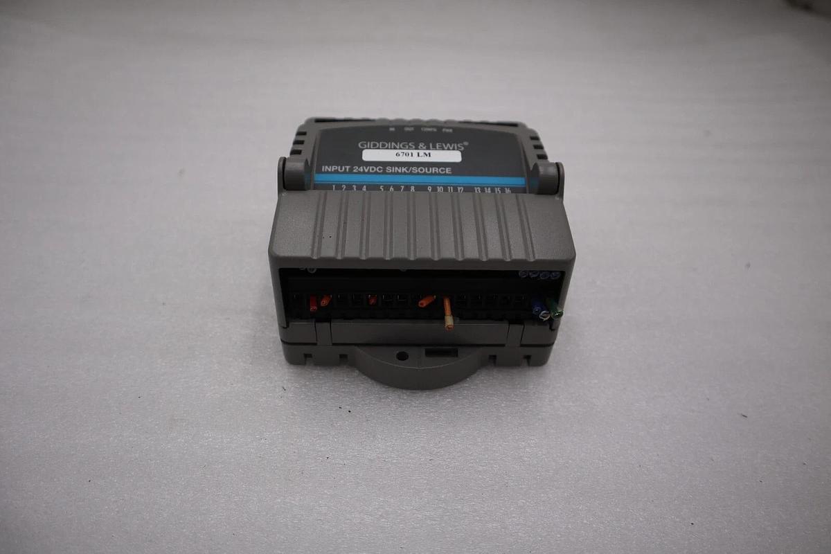 Used Giddings & Lewis M.1300.7372 R1 Input Module 24VDC SINK/SOURCE STOCK 5174A