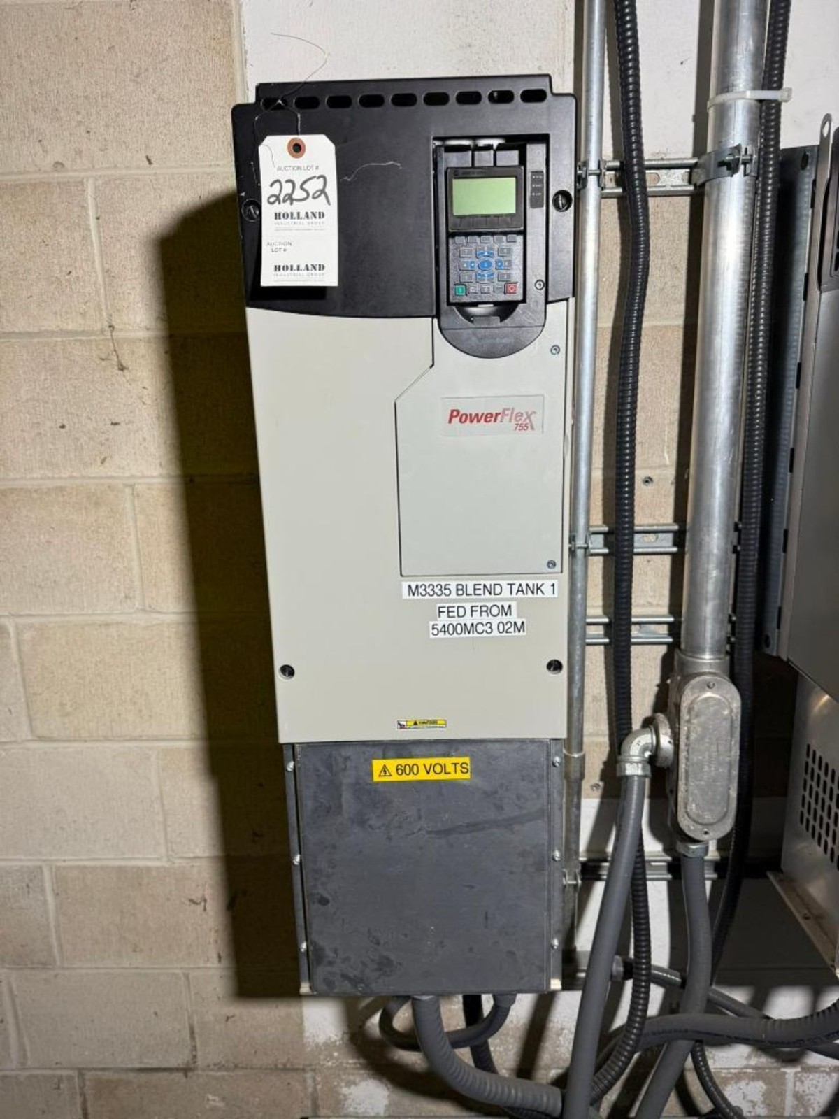 Used 40 HP ALLEN BRADLEY POWERFLEX 755 DRIVE CAT. 20G1ANE042JA0NNNNN 600V