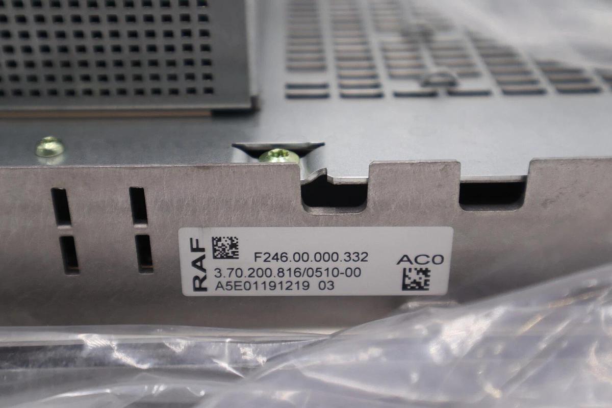 Used Siemens 6AV7884-5AG24-3BA0 COMPUTER HMI IPC NEW 2015 STOCK 2183