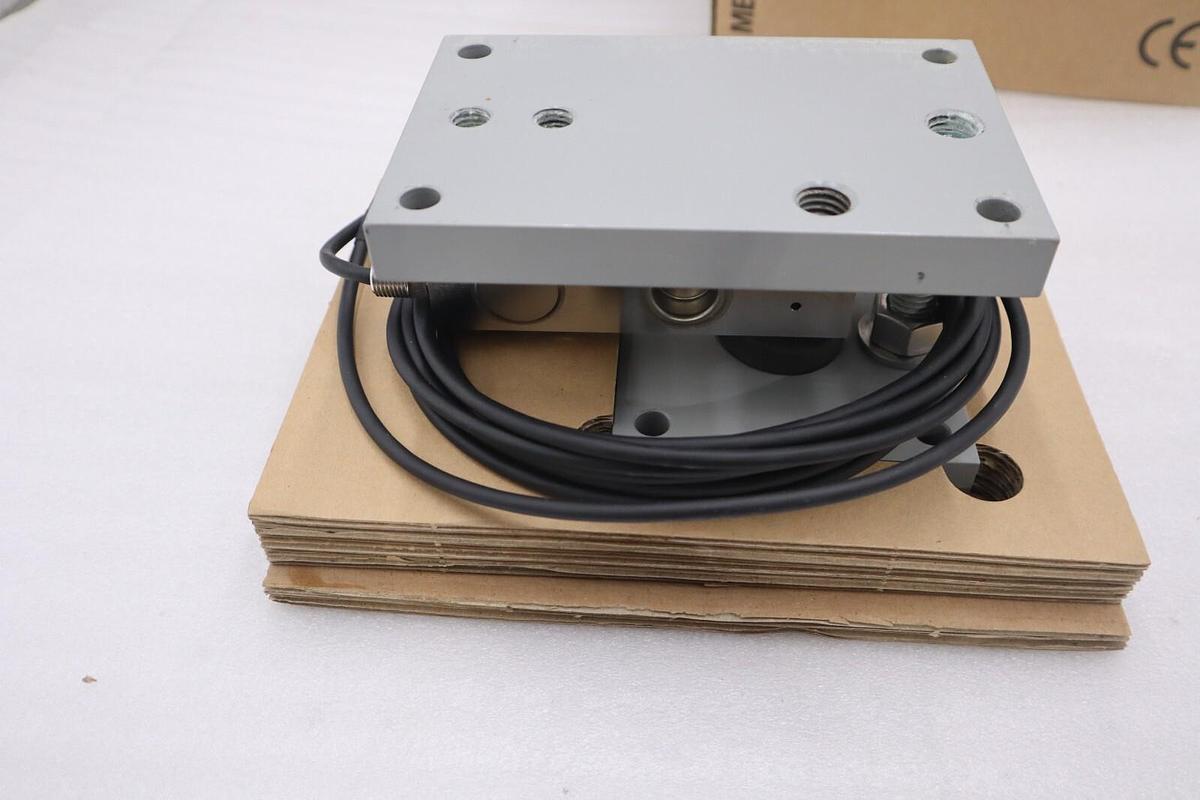 Used Mettler Toledo Flexmount WMA FF CS 2.2T w/ 0745A Load Cell NEW STOCK #G10A