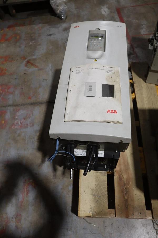 Used ABB ACS601-0100-5-S00B1200801 FREQUENCY CONVERTER DRIVE 380-500 V AC MAX #CC-28