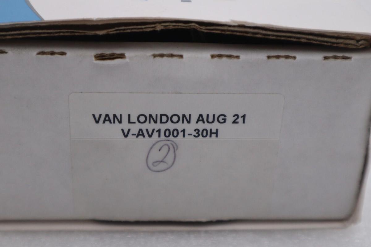 NEW VAN LONDON V-AV1001-30H NSMP STOCK G363A