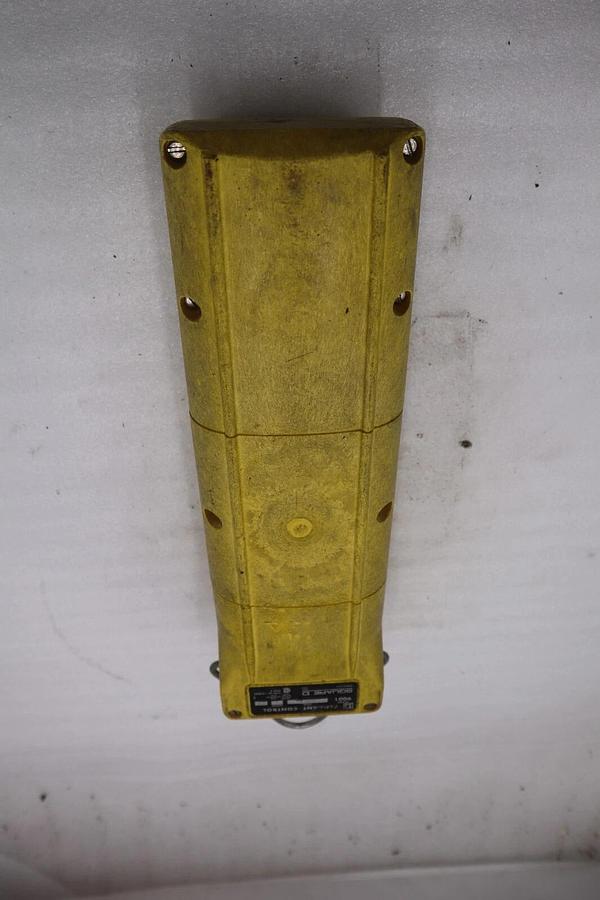 Used SQUARE D PENDANT CONTROLLER SKYP4 STOCK #4702