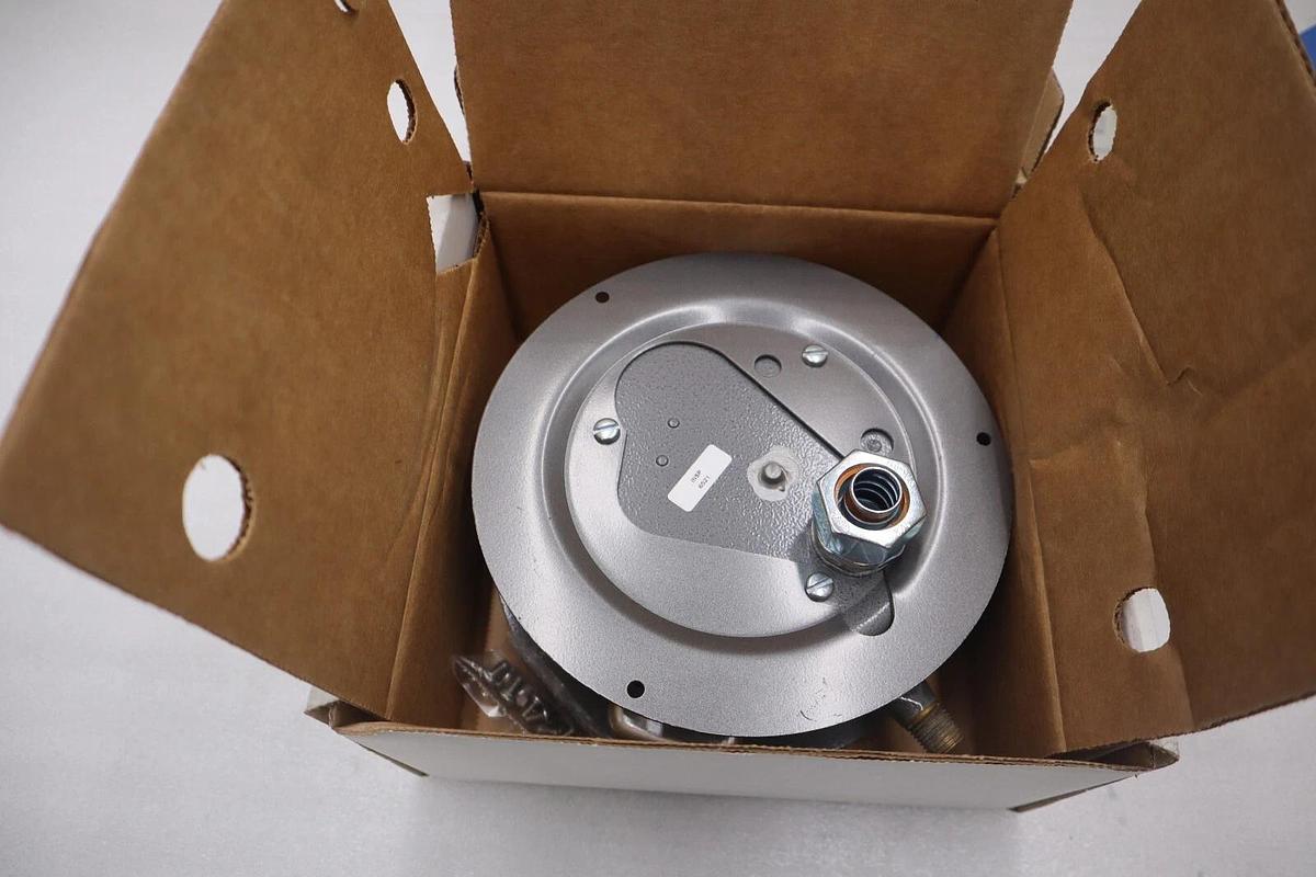 Used DWYER MERCOID DAW-33-3-7 / DAW3337 NEW IN BOX SWITCH STOCK G169A