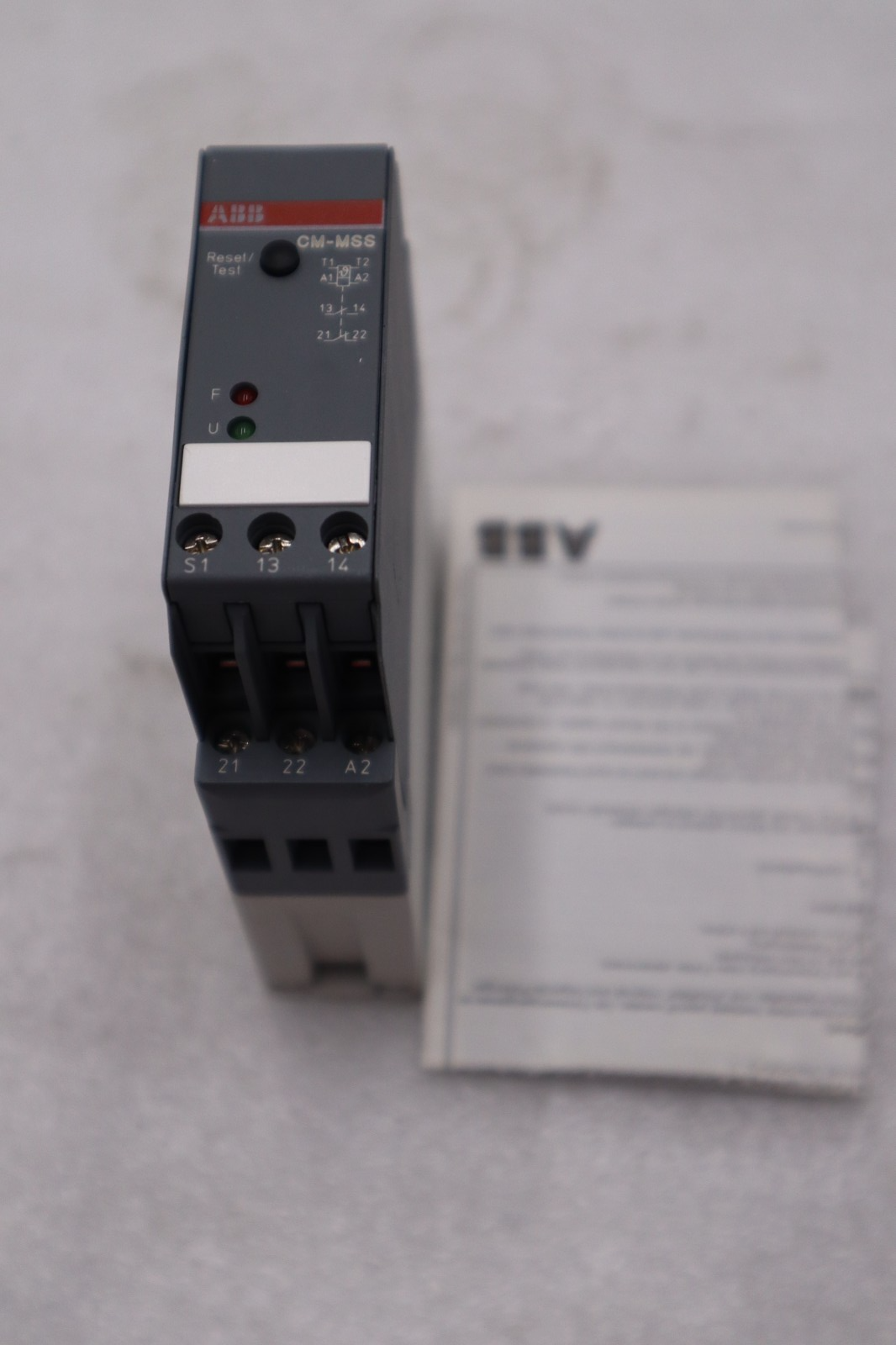ABB THERMISTOR MOTOR PROTECTION MONITORING RELAY 1SVR430720R0400 CM-MSS #GF1012A