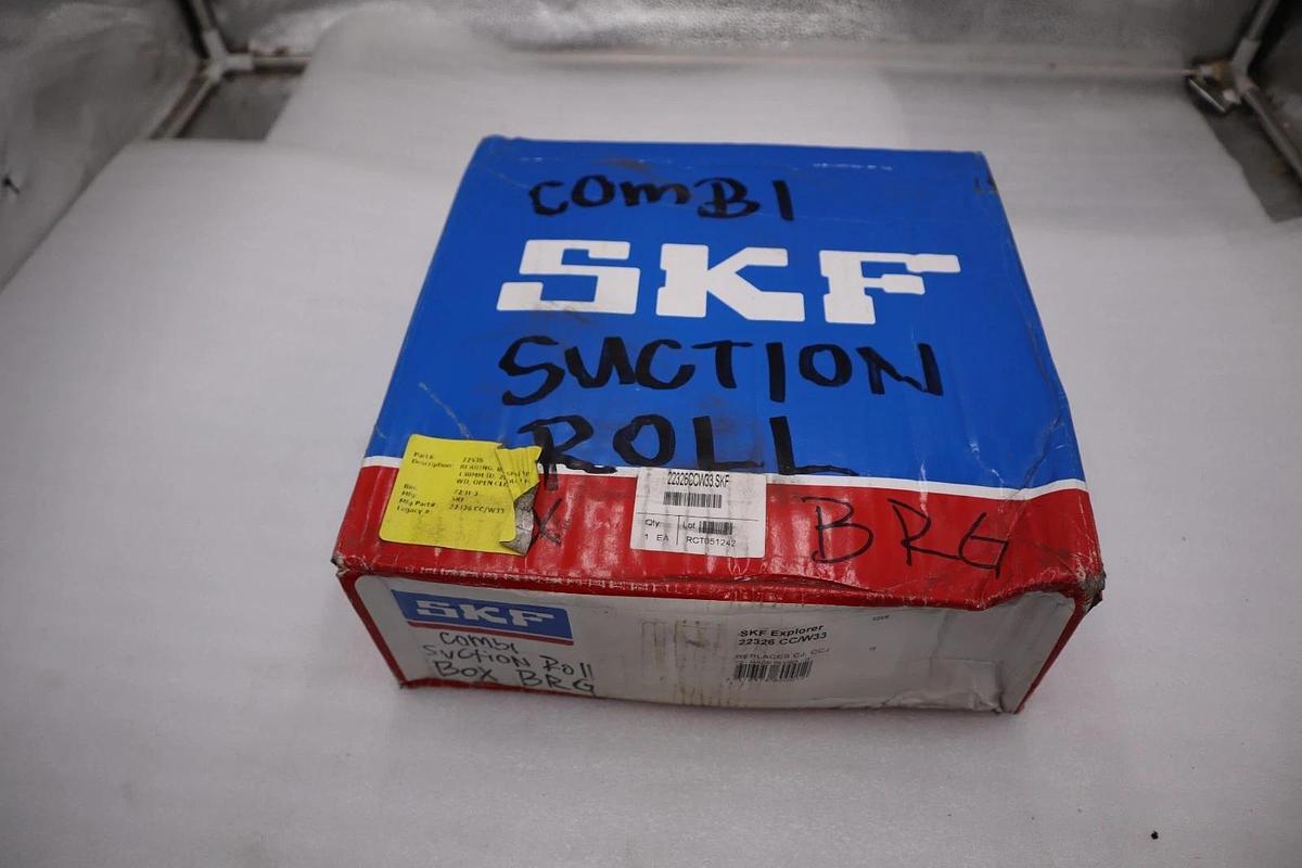 NEW SKF 22326 CC/W33 SPHERICAL ROLLER BEARING STOCK 1679CC