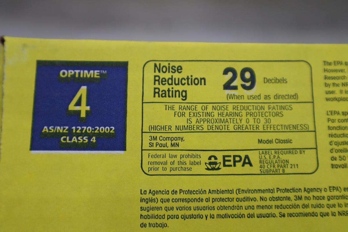 Case of 200 - 3M Classic Earplugs NRR 29 Class 4 Uncorded - STOCK SGF89