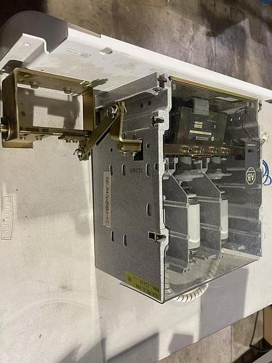 Used Allen Bradley 1502-V4C1D1 Ser A Vacuum Contactor 4000 Amp Stock 2549