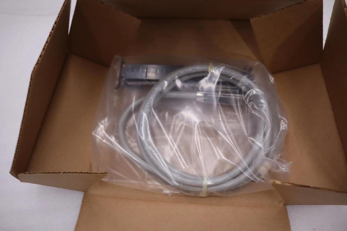 AB NEW OPEN BOX ALLEN BRADLEY WIRED CABLE 1492-ACABLE025F AB STOCK CC177