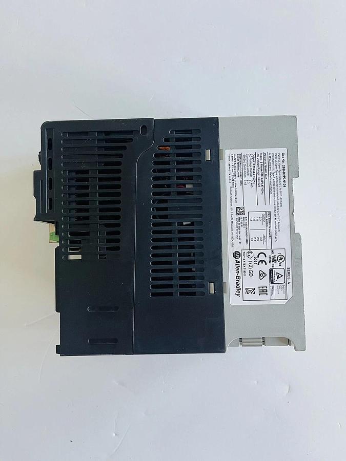 Used Allen Bradley 25B-D2P3N104 PowerFlex 525 AC Drive 0.75KW 1HP Ser A #K-806