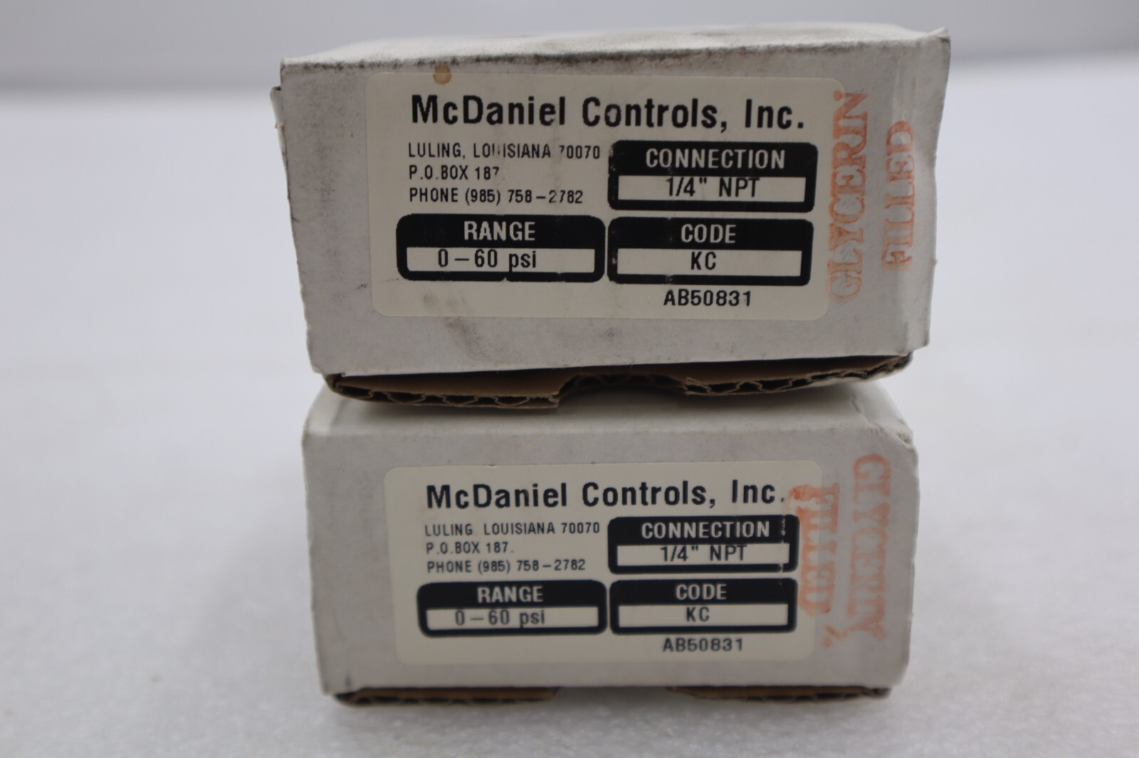 Used McDANIEL CONTROLS AB50831 PRESSURE GAUGE #K-2241