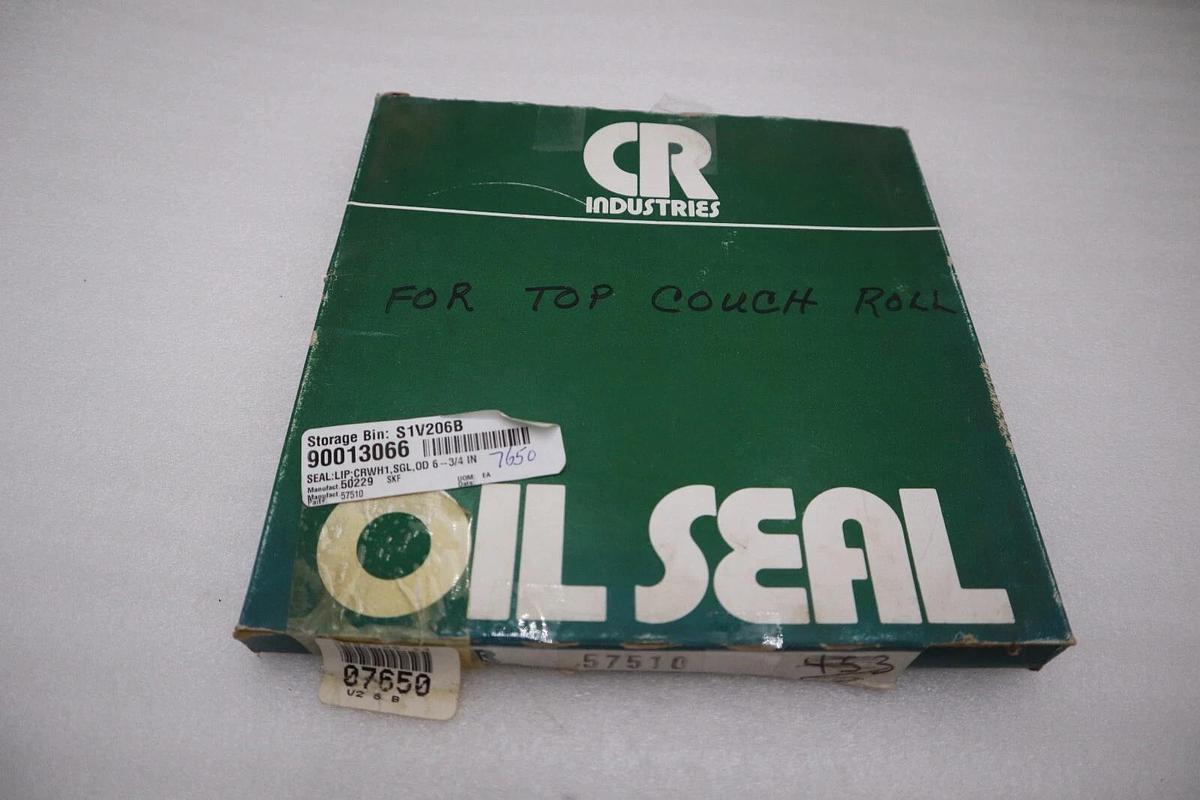 Used NEW Chicago Rawhide CR-57510 SKF Oil Seal 57510 STOCK 3781A