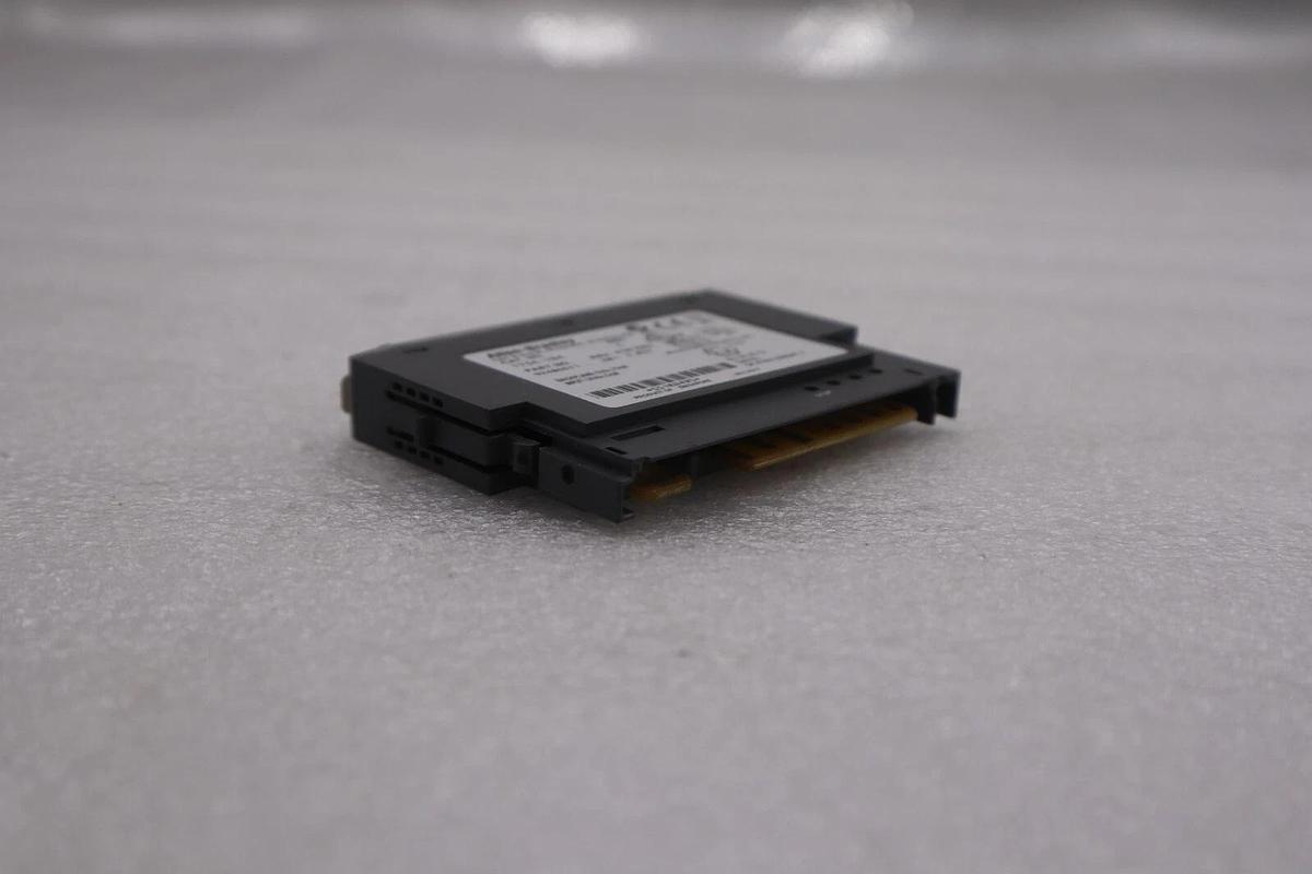 ALLEN BRADLEY 1734-IB4 POINT I/O Input Module Series C STOCK #807