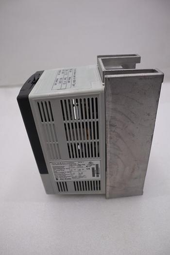 ALLEN BRADLEY DRIVE 20AB4P2A3AYNNNNN 1 HP POWERFLEX 70 VFD 240 V NEW STOCK K3311