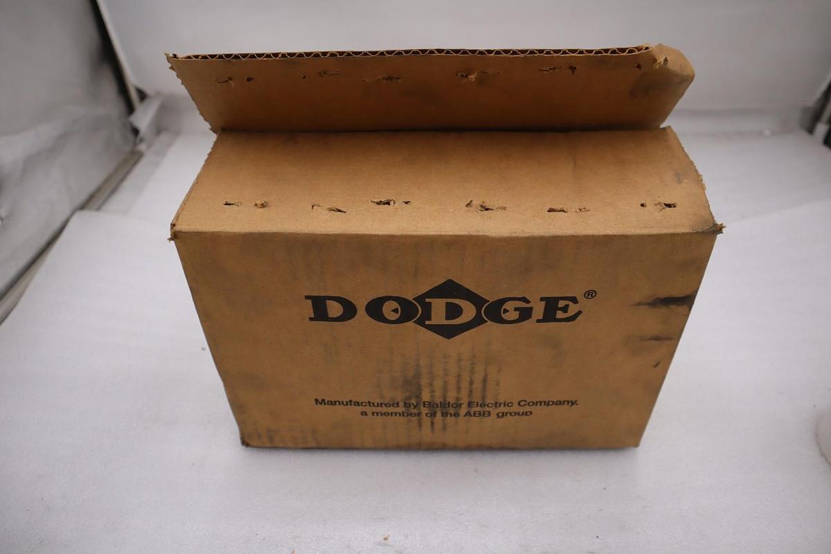 DODGE 023195 P2B-K-111RE TYPE K SPLIT PILLOW BLOCK BEARING STOCK 5223CC