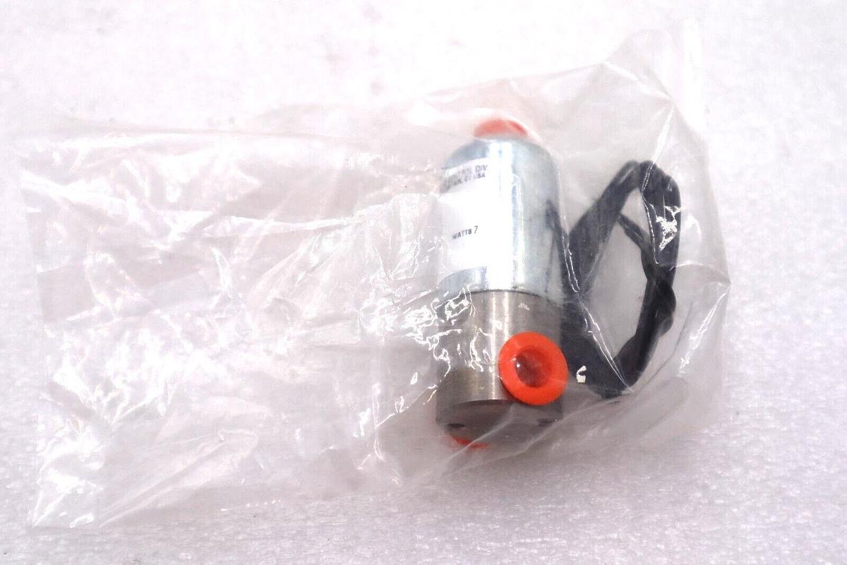 Used PARKER B13ADK1150DC2AC2 VALVE SKINNER B13AD P/N 731899 #K-1849