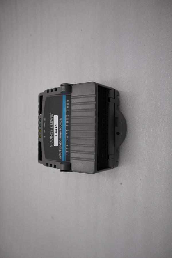 Used Giddings & Lewis M.1300.7372 R1 Input Module 24VDC SINK/SOURCE STOCK 5182A