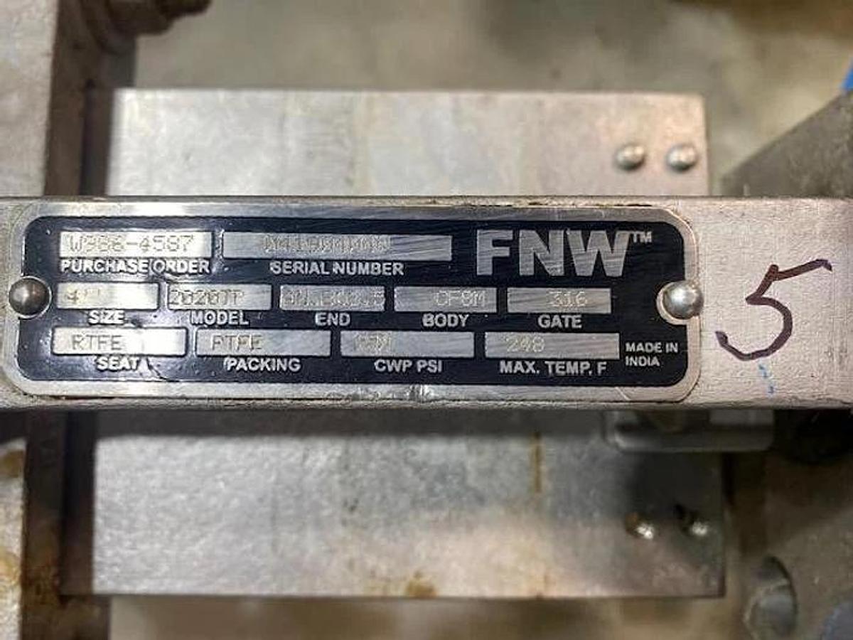 Used FNW MDL. 2020TP 4" SLIDE GATE VALVE