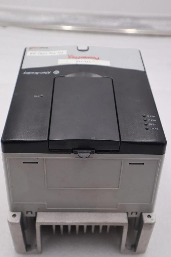 Used ALLEN BRADLEY 20AD2P1A0AYNAEG0 POWERFLEX 70 ADJUSTABLE FREQUENCY AC DRIVE #2948
