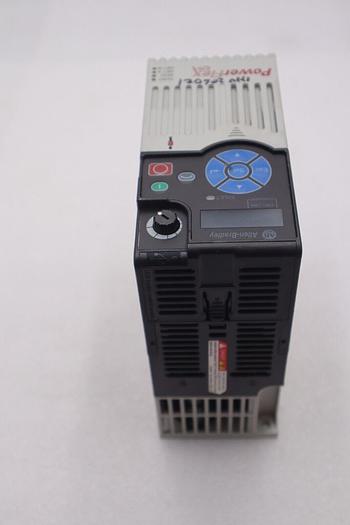 Used ALLEN BRADLEY 25B-D6P0N104 POWERFLEX 525 3HP DRIVE STOCK 819A