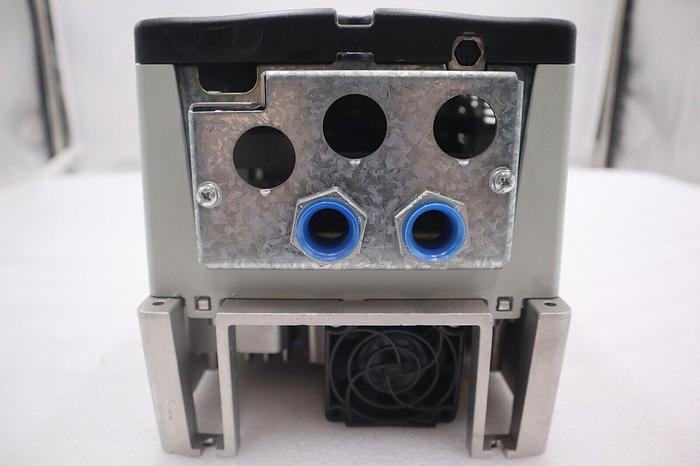 Allen-Bradley 20AD5P0A0AYNNNNN Power Flex 70 Adjustable Frequency Drive #1635