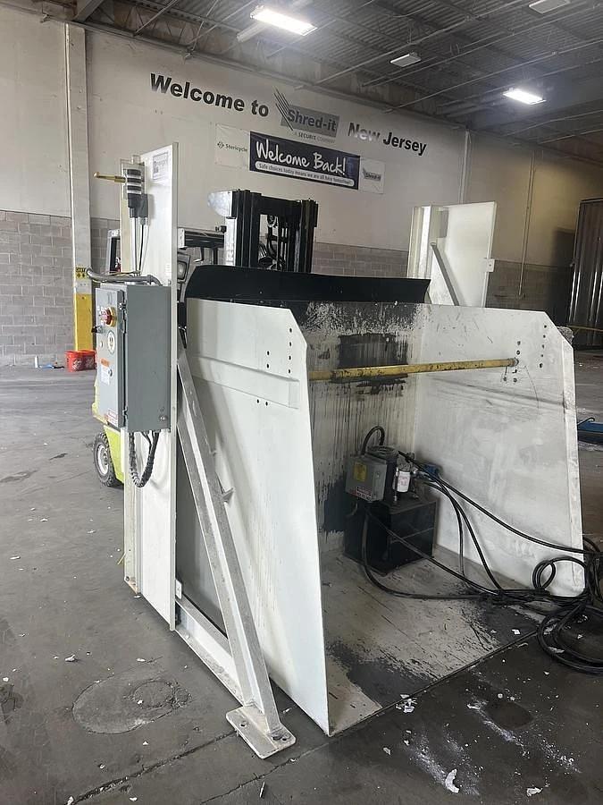 Used 60" WIDE ENSIGN HYDRAULIC BOX DUMPER GAYLORD DUMPER MANUFACTURED 2015